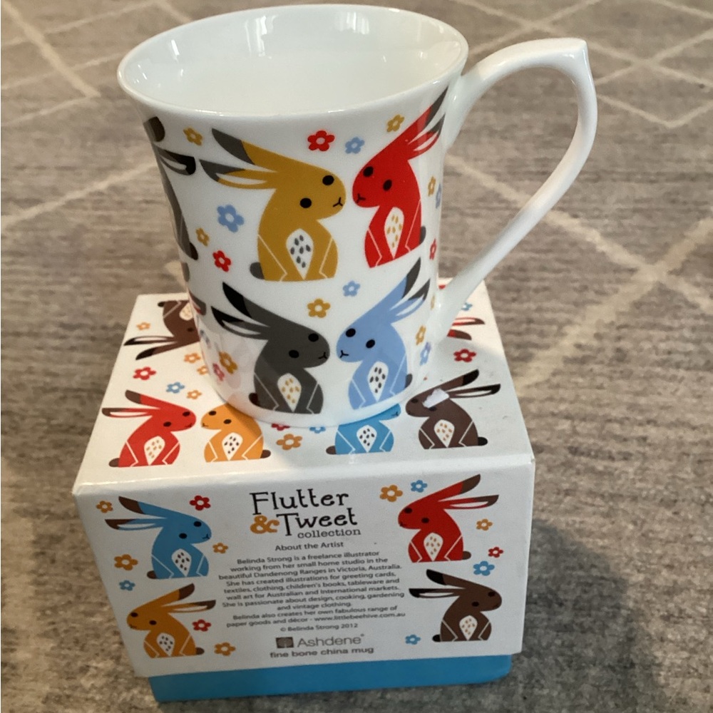 Flutter & Tweet Collection Mug - Multicolor